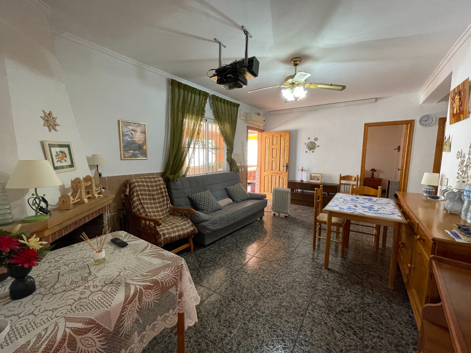 Villa for sale in Guardamar del Segura