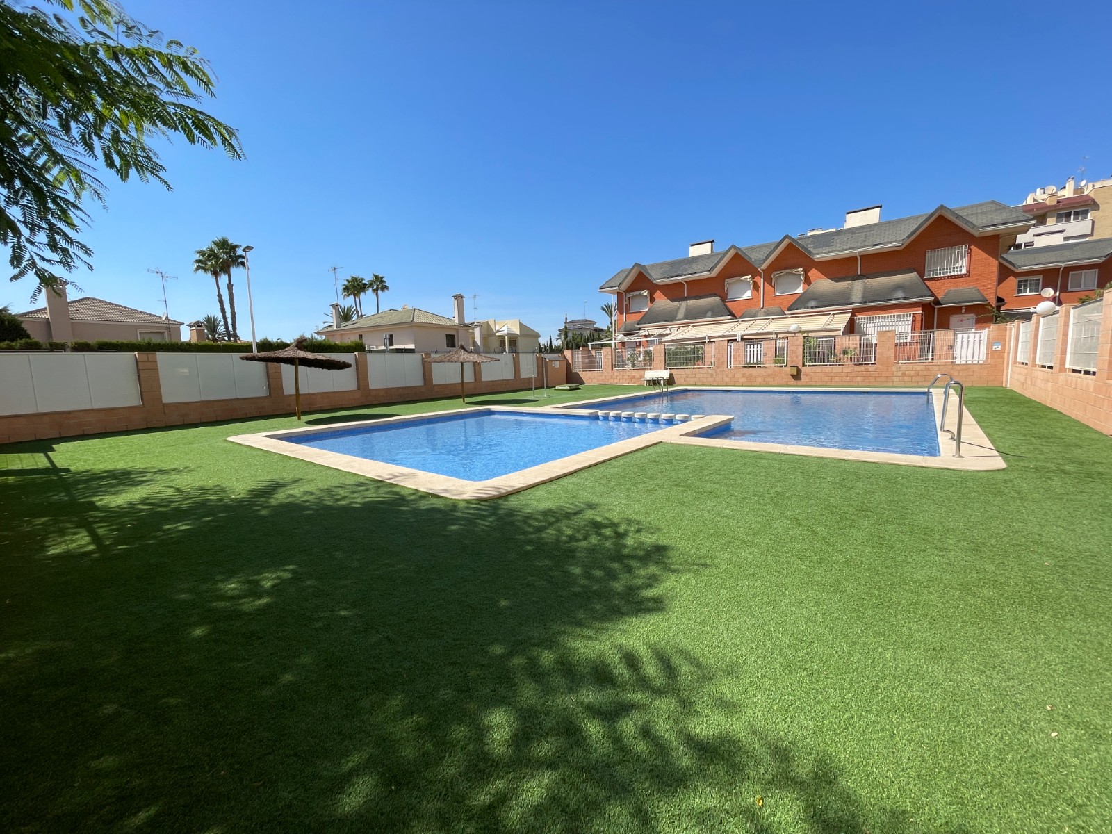 Townhouse for sale in Elche