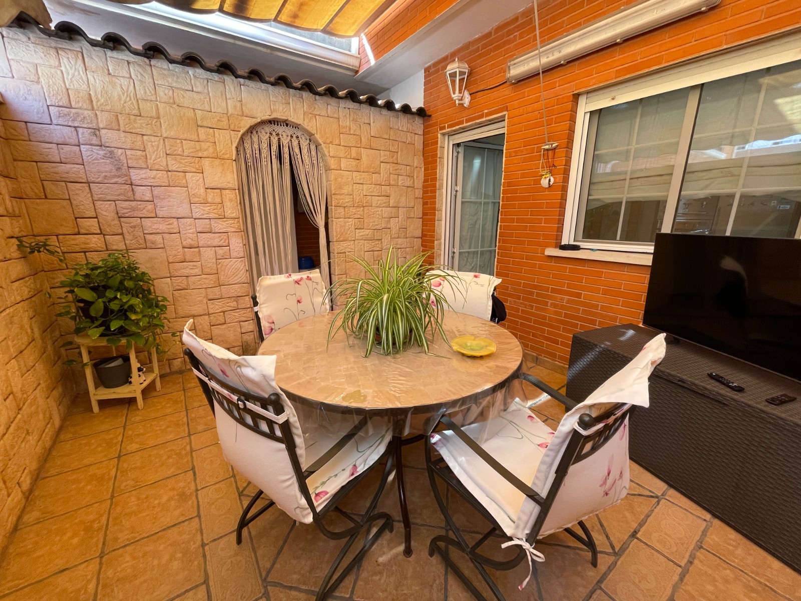 Townhouse for sale in Elche