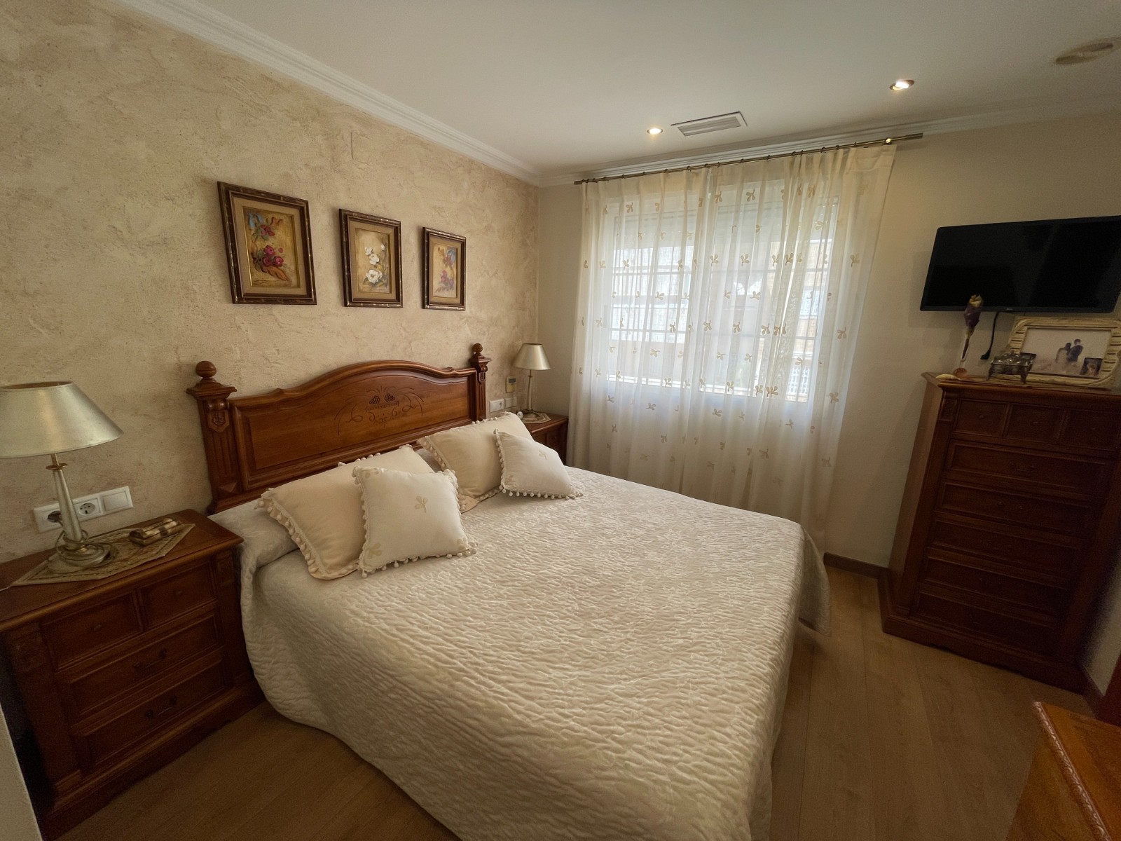 Townhouse for sale in Elche