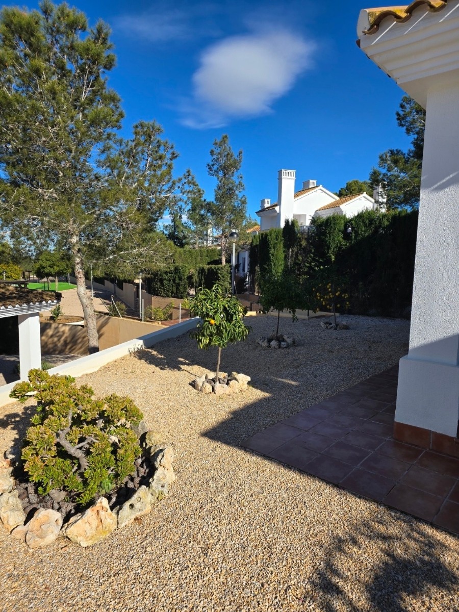 Villa for sale in Fuente Alamo