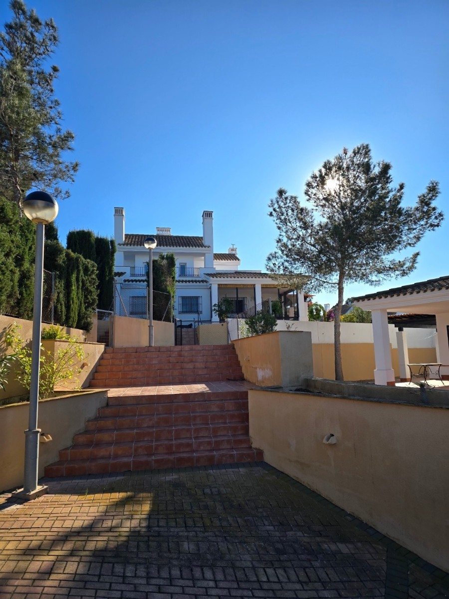 Villa for sale in Fuente Alamo