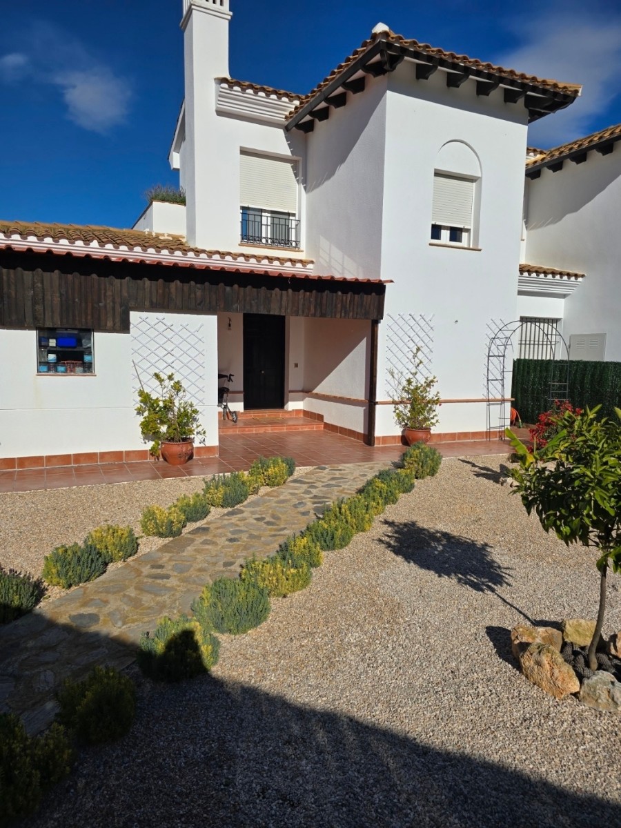 Villa for sale in Fuente Alamo