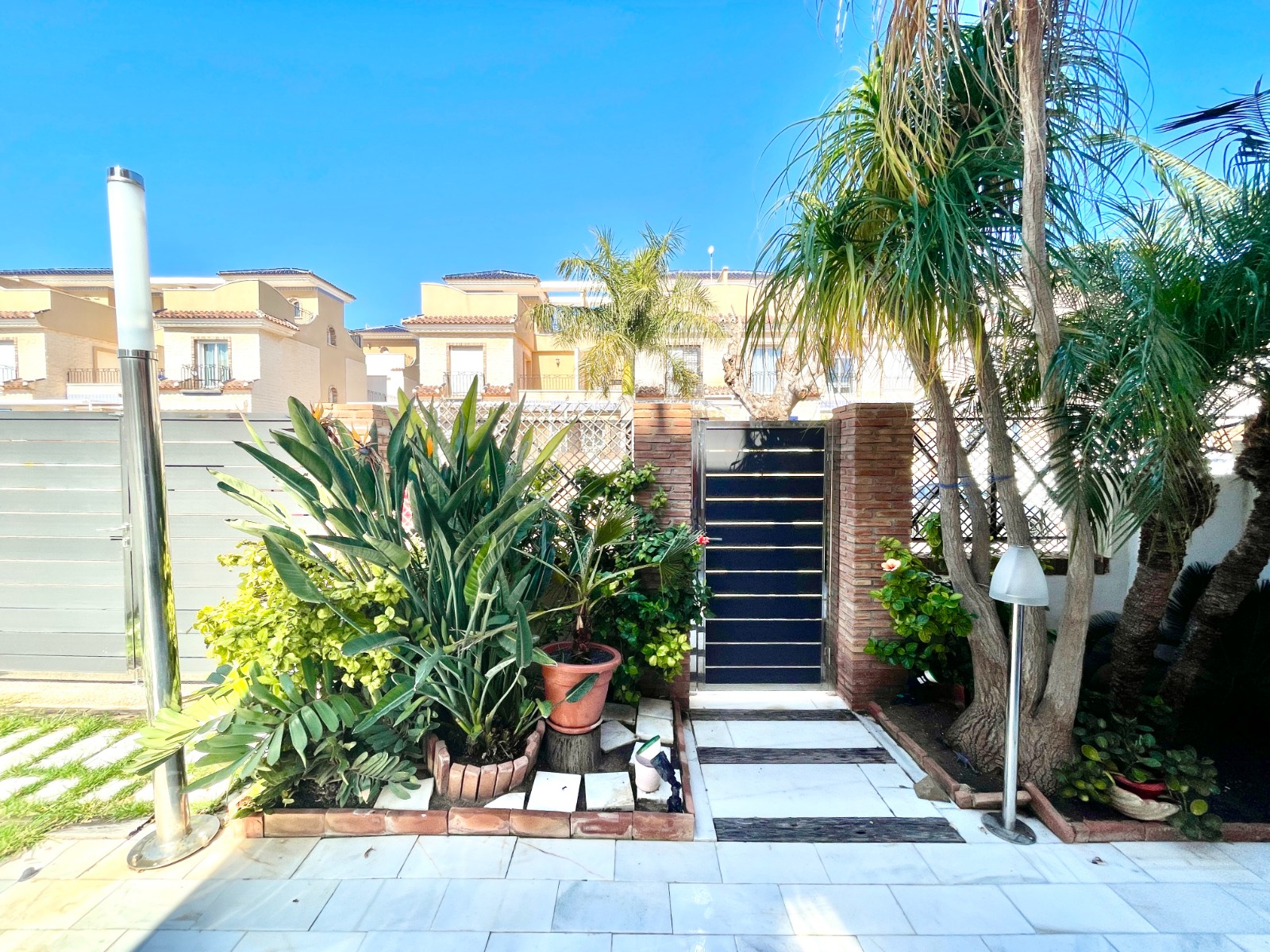 Townhouse for sale in Torre De La Horadada