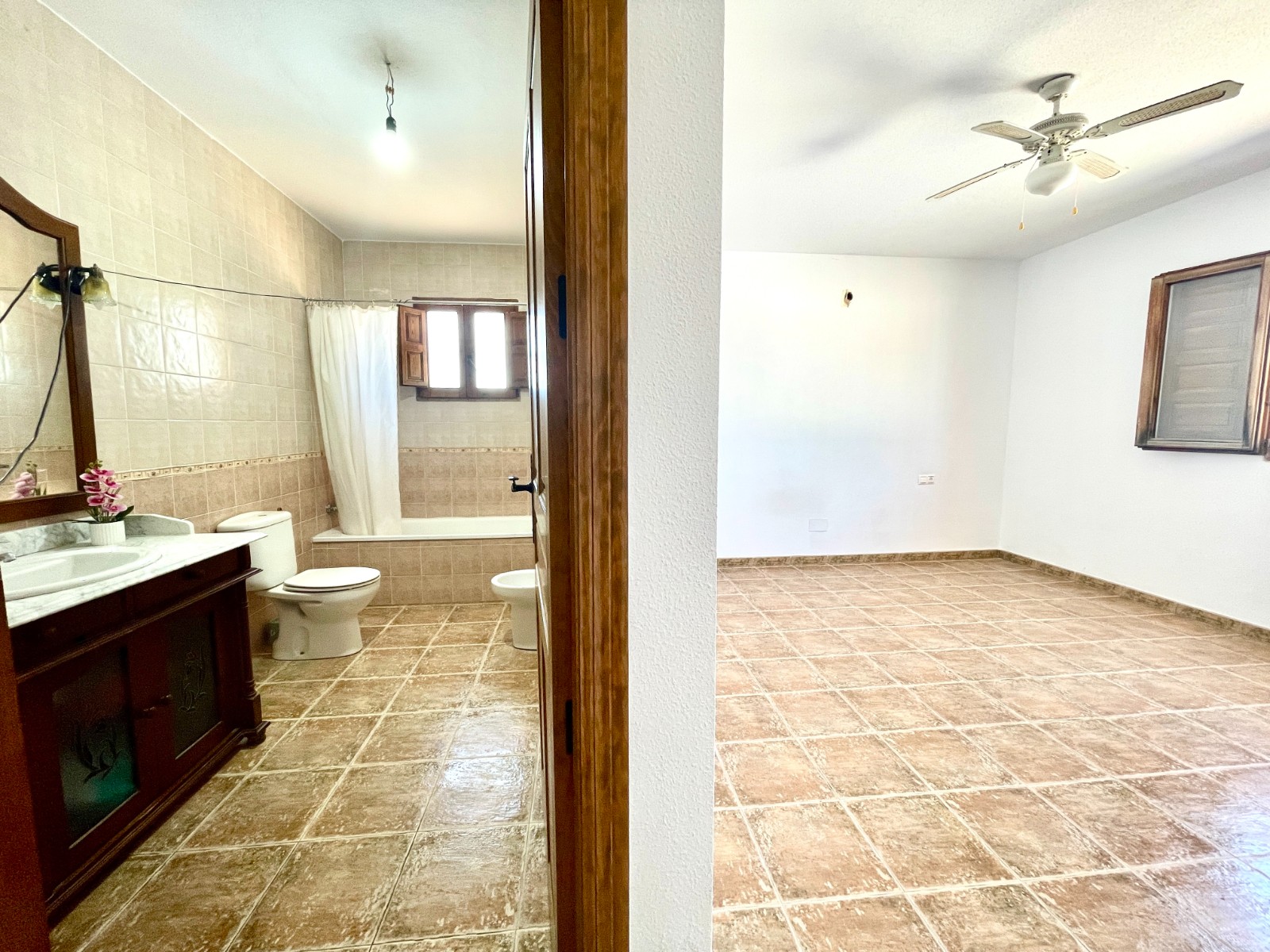 DP-75-SLS1590-4 Villa for sale in Catral