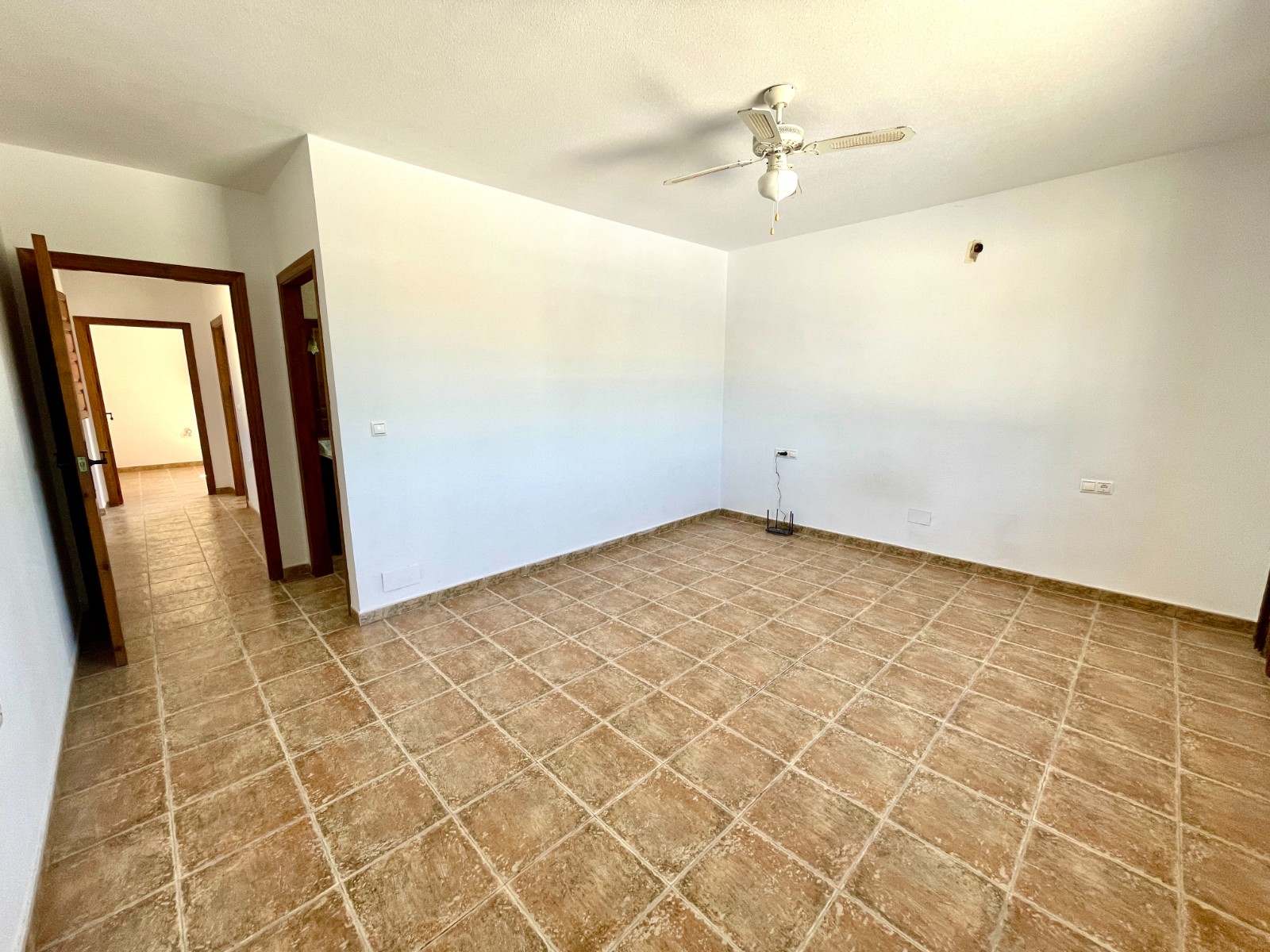 DP-75-SLS1590-5 Villa for sale in Catral