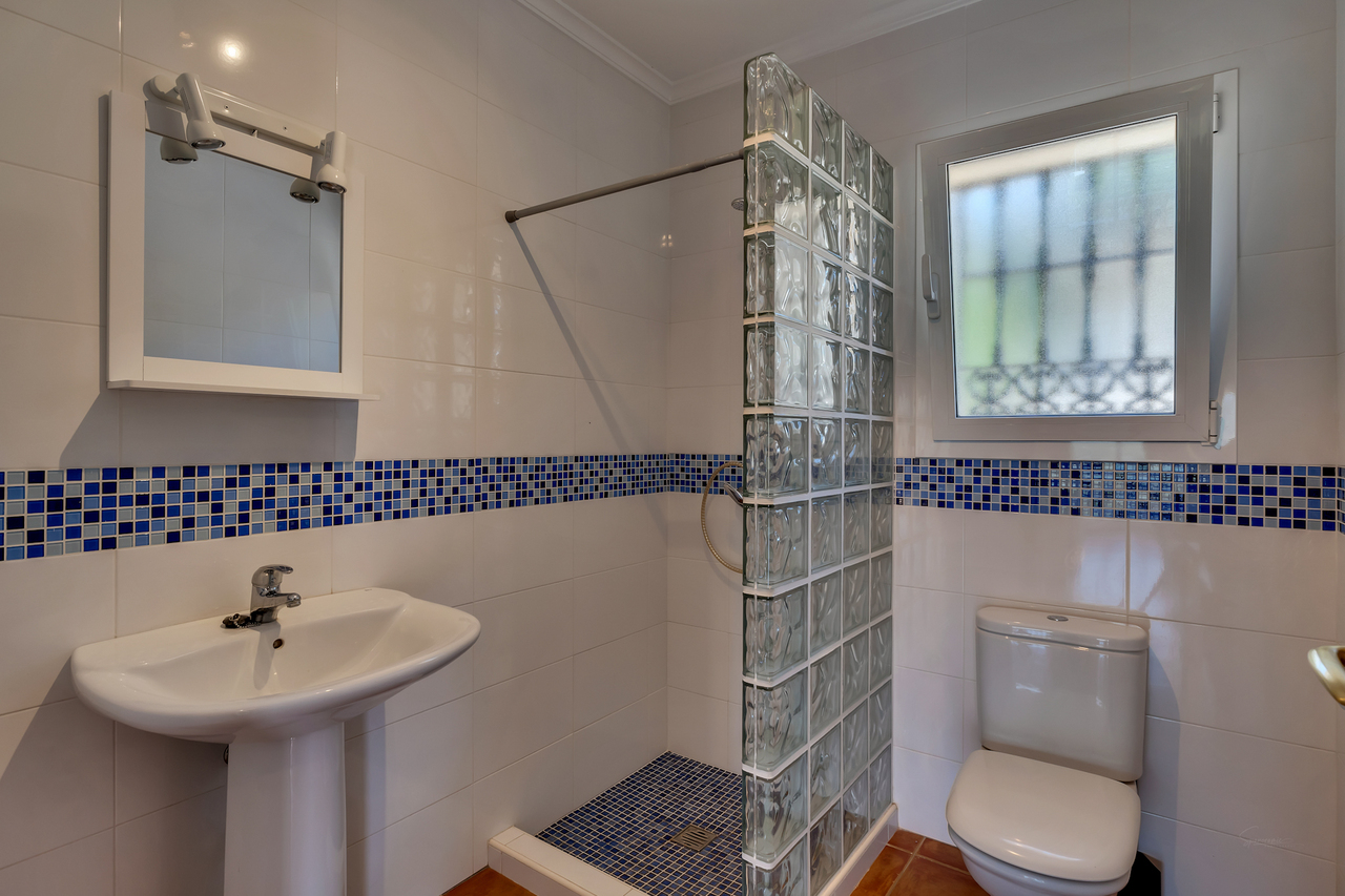 Villa for sale in Orba