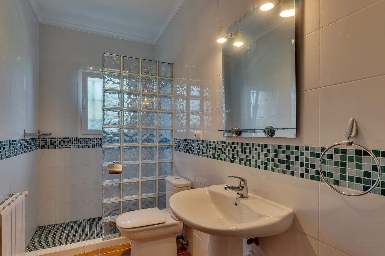 Villa for sale in Orba