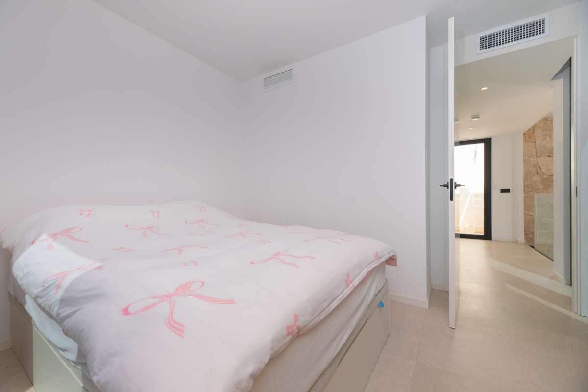 Villa for sale in Cala Tarida