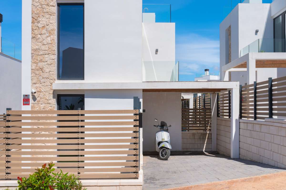 Villa for sale in Cala Tarida