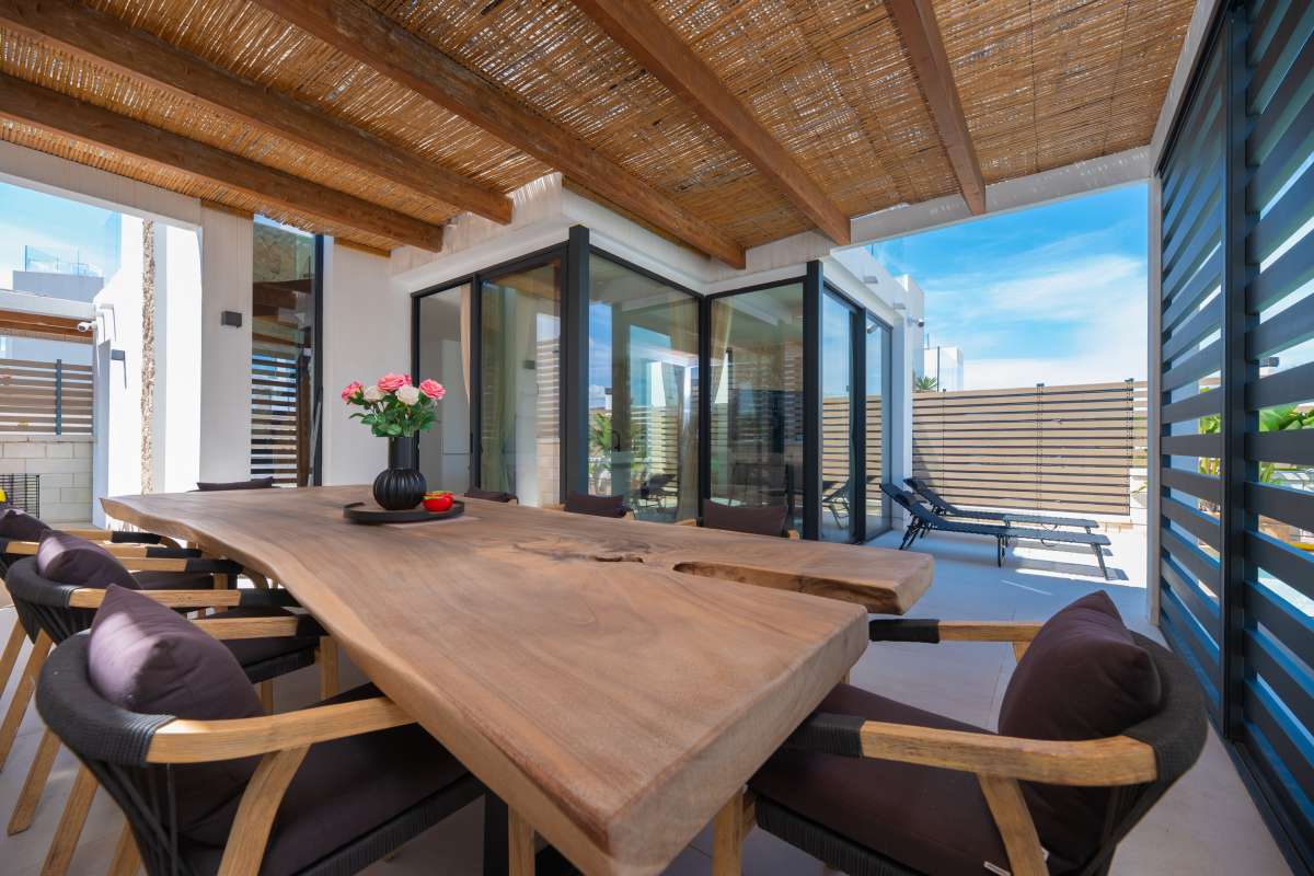 Villa for sale in Cala Tarida