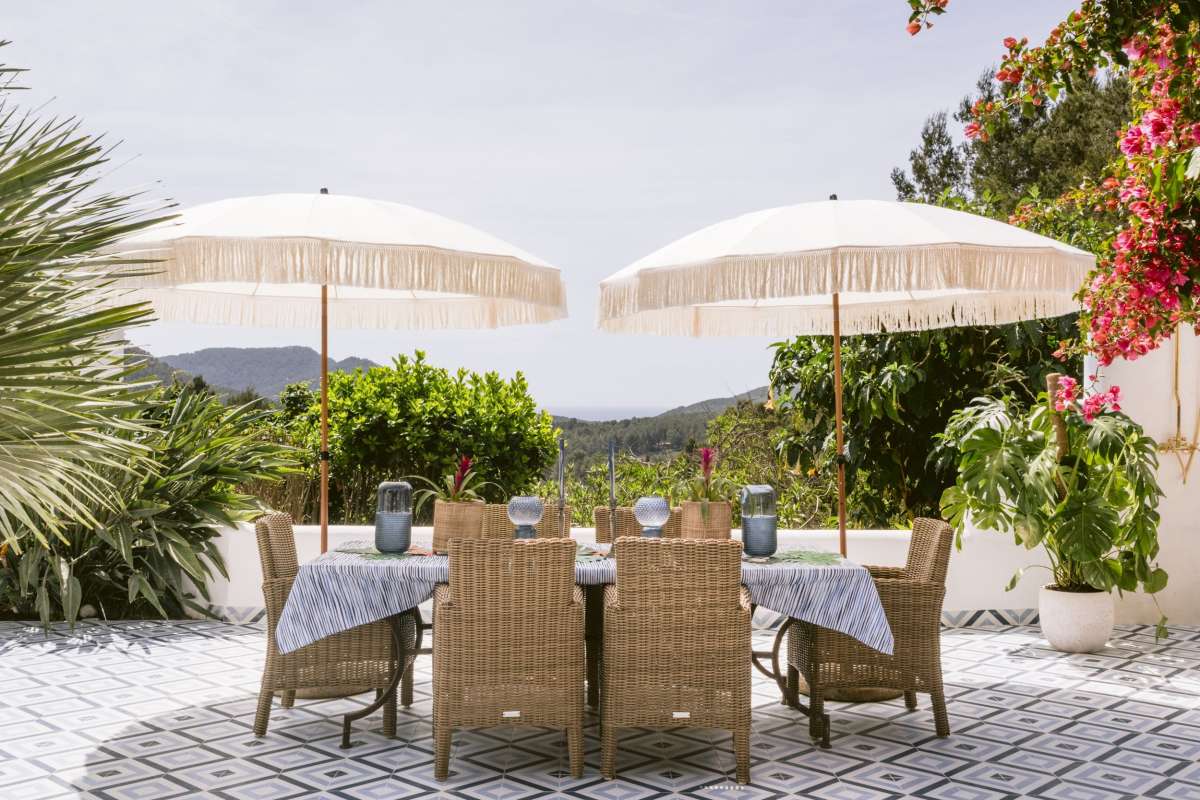 Renovated finca with pool and panoramic views in Santa Eulalia – Ibiza