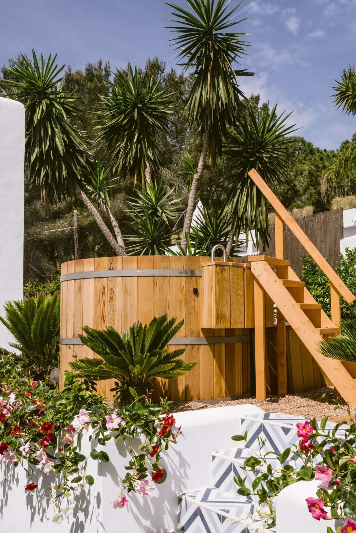 Renovated finca with pool and panoramic views in Santa Eulalia – Ibiza