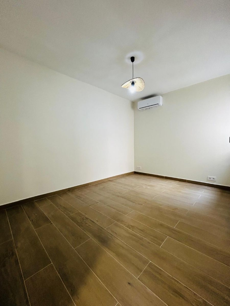 Renovated apartment for sale in Valencia city
