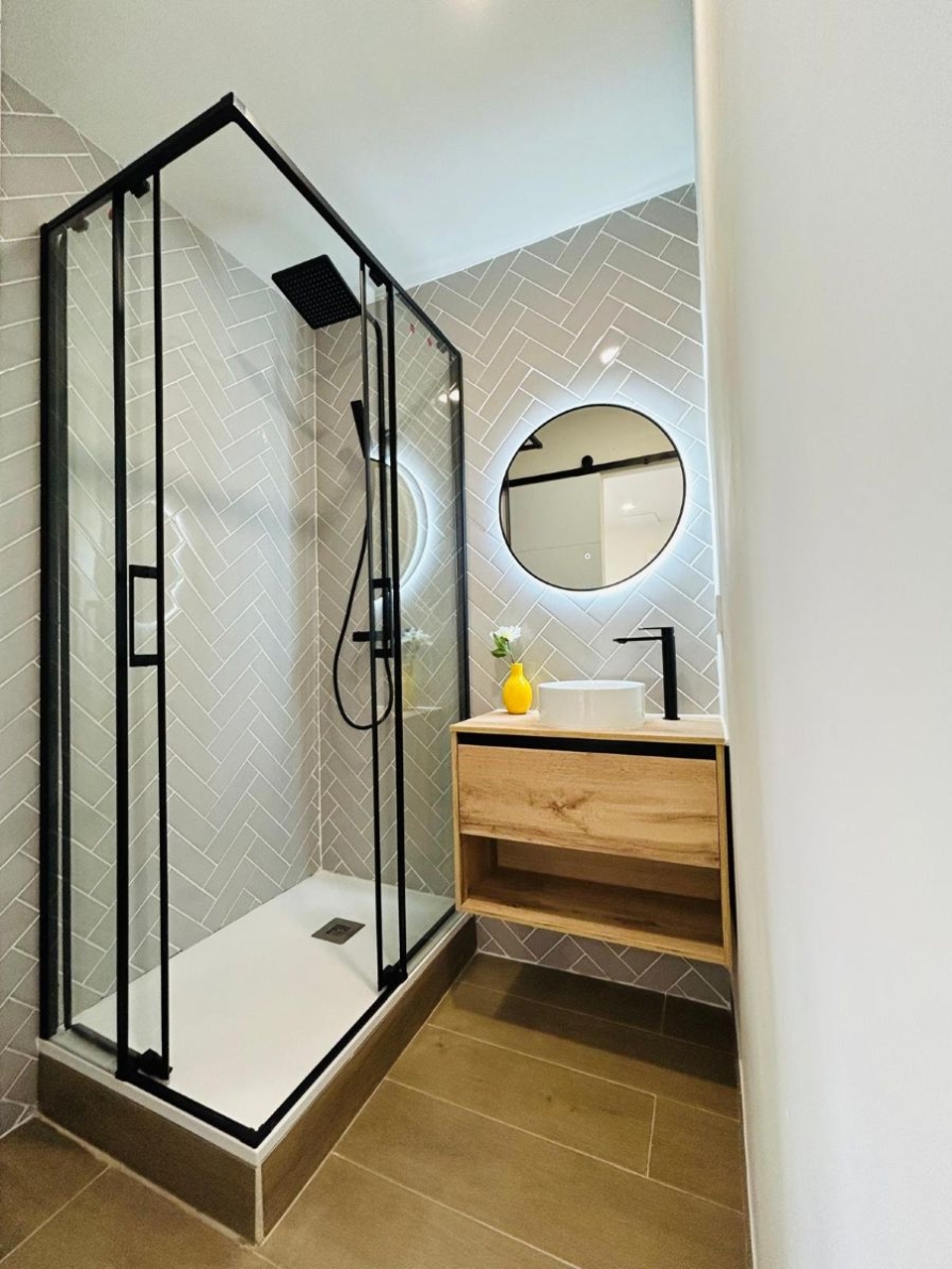 Renovated apartment for sale in Valencia city