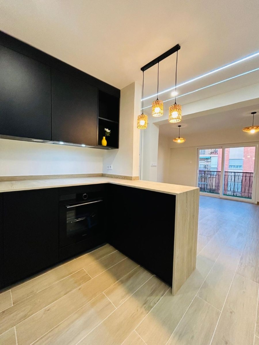 Renovated apartment for sale in Valencia city