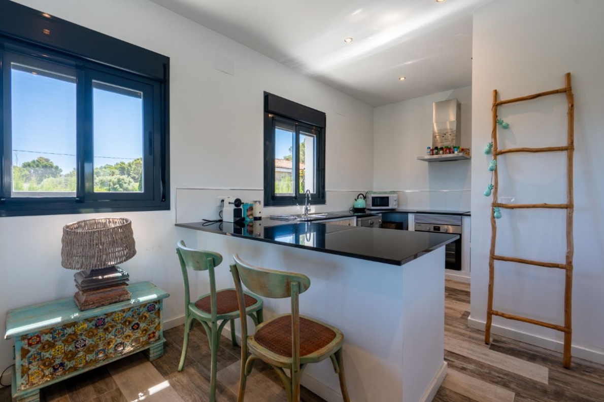 Villa close to beach for sale in Javea