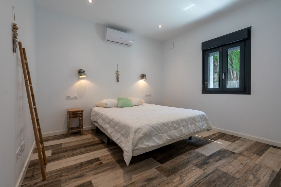 Villa close to beach for sale in Javea