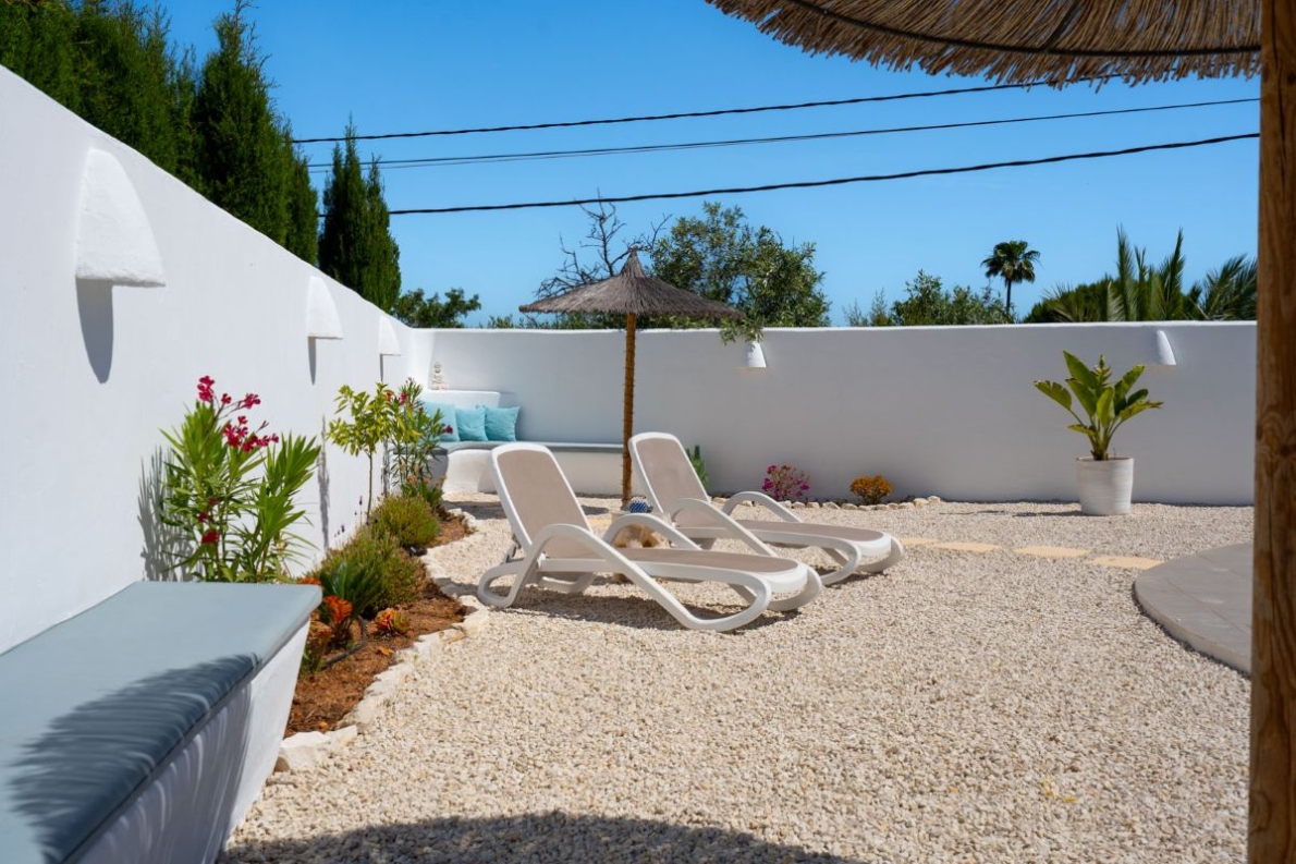 Villa close to beach for sale in Javea
