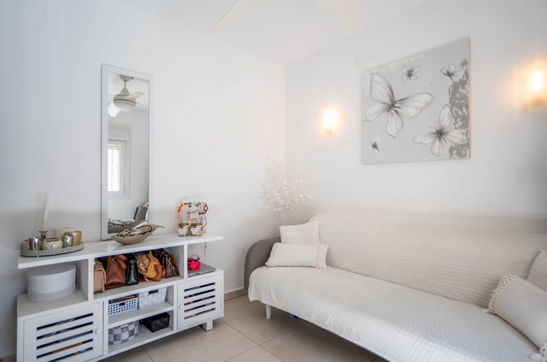 Villa with pool for sale in Moraira (10) Move-in ready villa with private swimming pool in Moraira