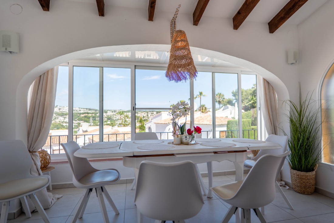 Villa with pool for sale in Moraira (13) Move-in ready villa with private swimming pool in Moraira