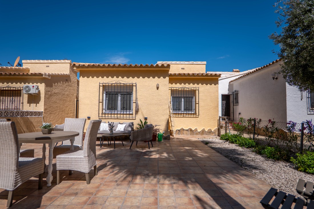 Villa with pool for sale in Moraira (36) Move-in ready villa with private swimming pool in Moraira