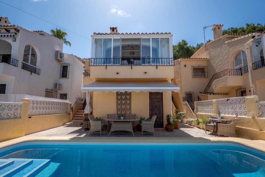 Villa with pool for sale in Moraira (37) Move-in ready villa with private swimming pool in Moraira