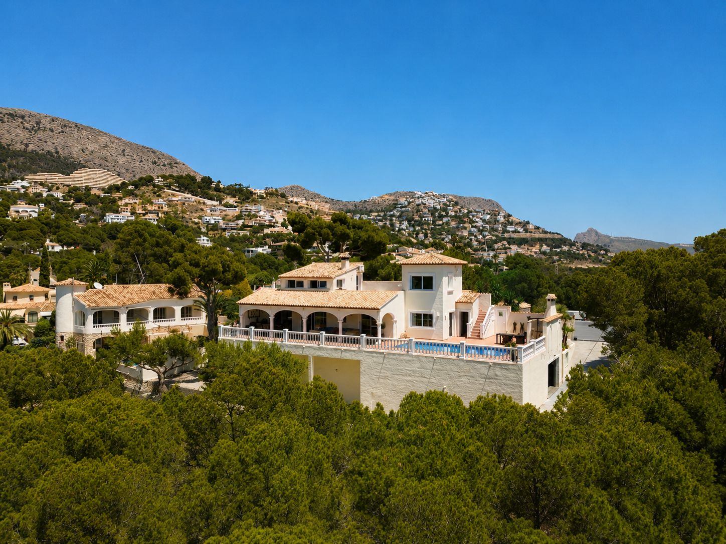 Villa for sale in Altea