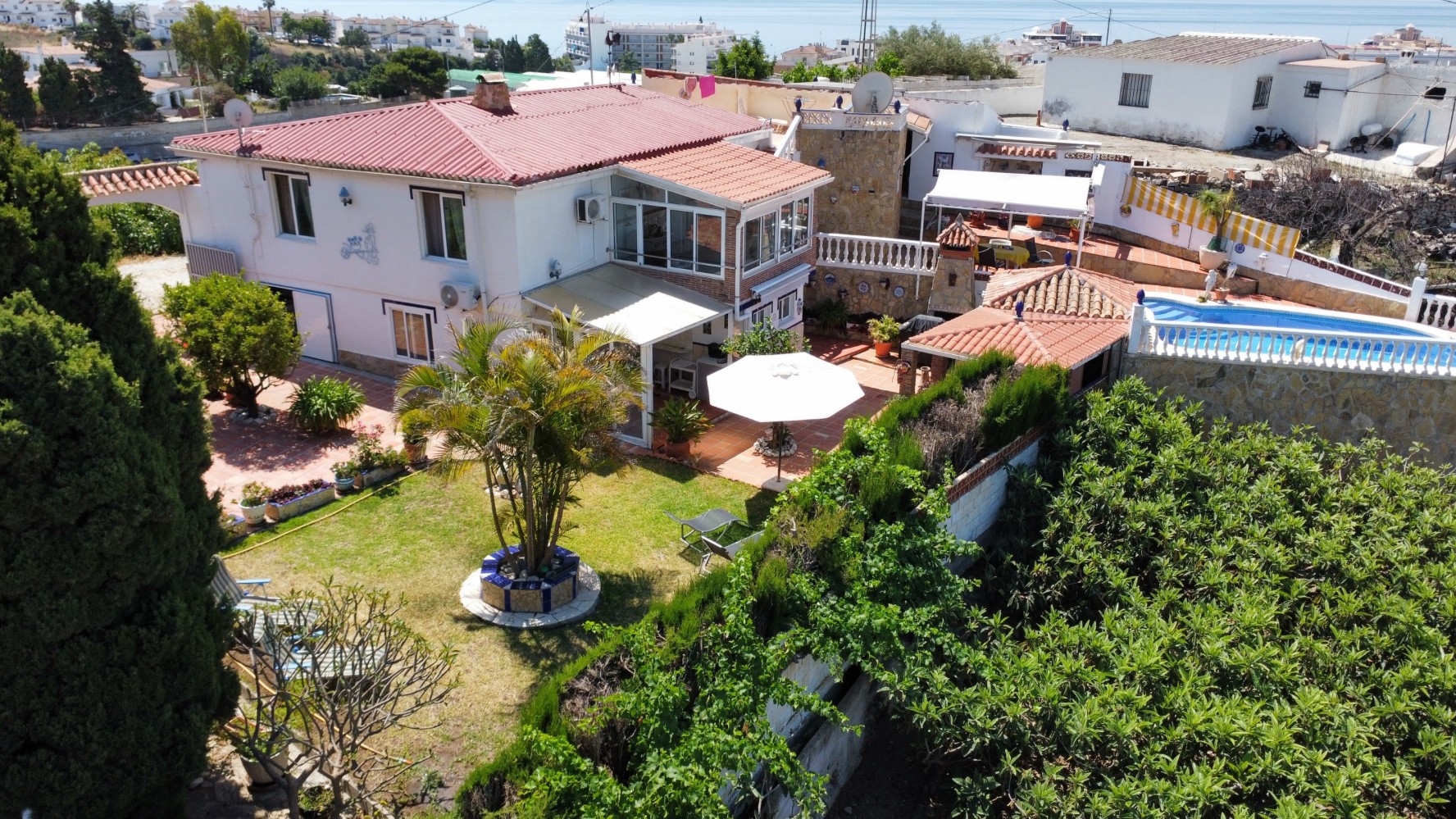 Villa for sale in Torrox Costa