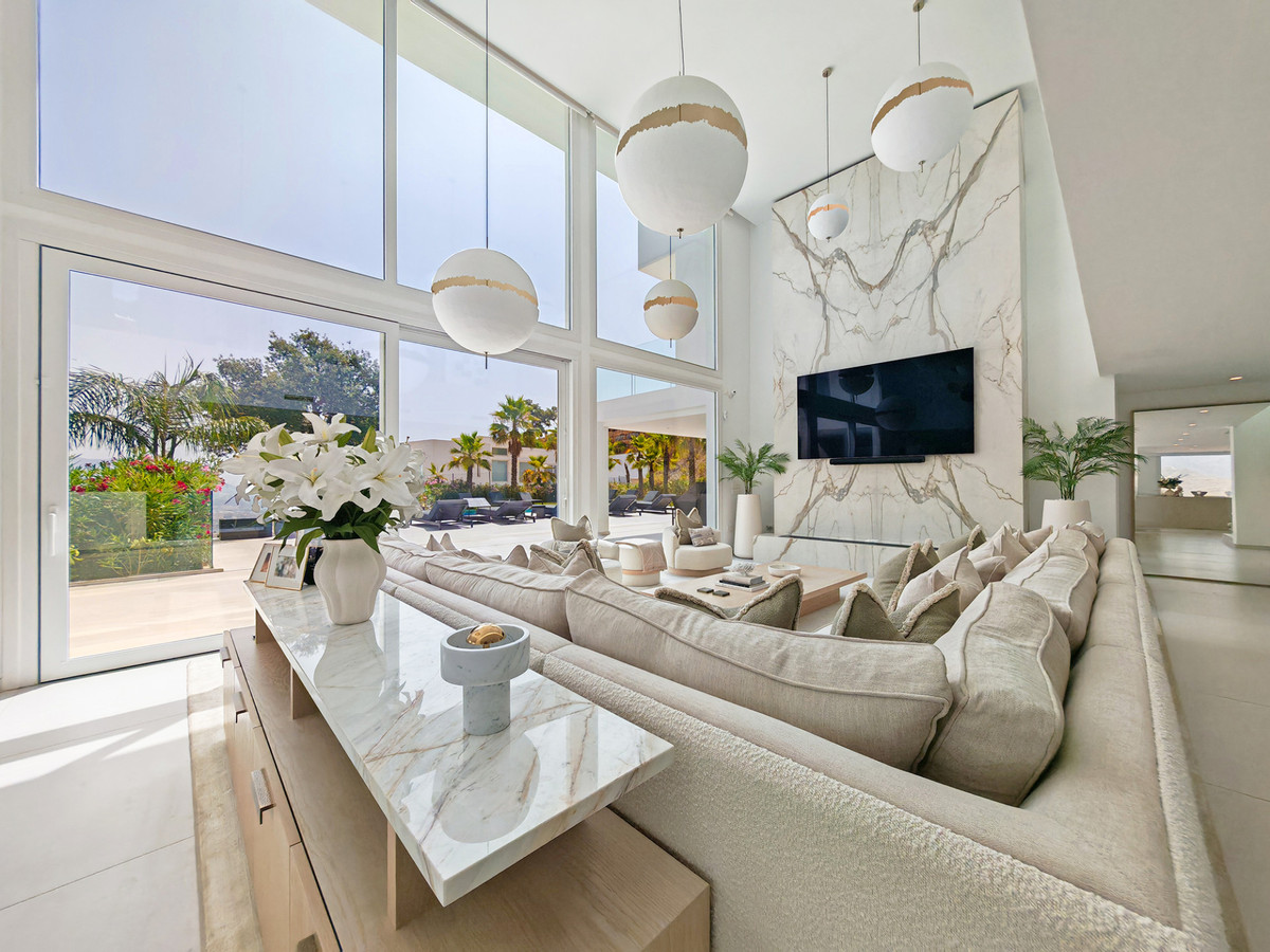Villa for sale in La Mairena
