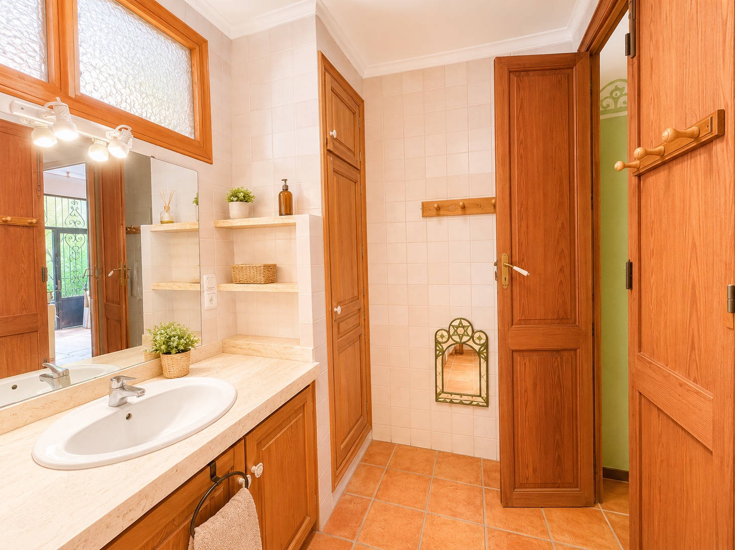 Town House for sale in Oliva