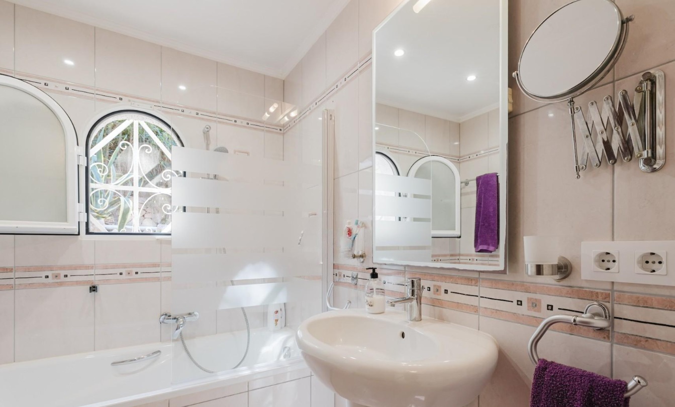 DP-02-ENJ-VI-00461-D-19 Villa for sale in Calpe / Calp
