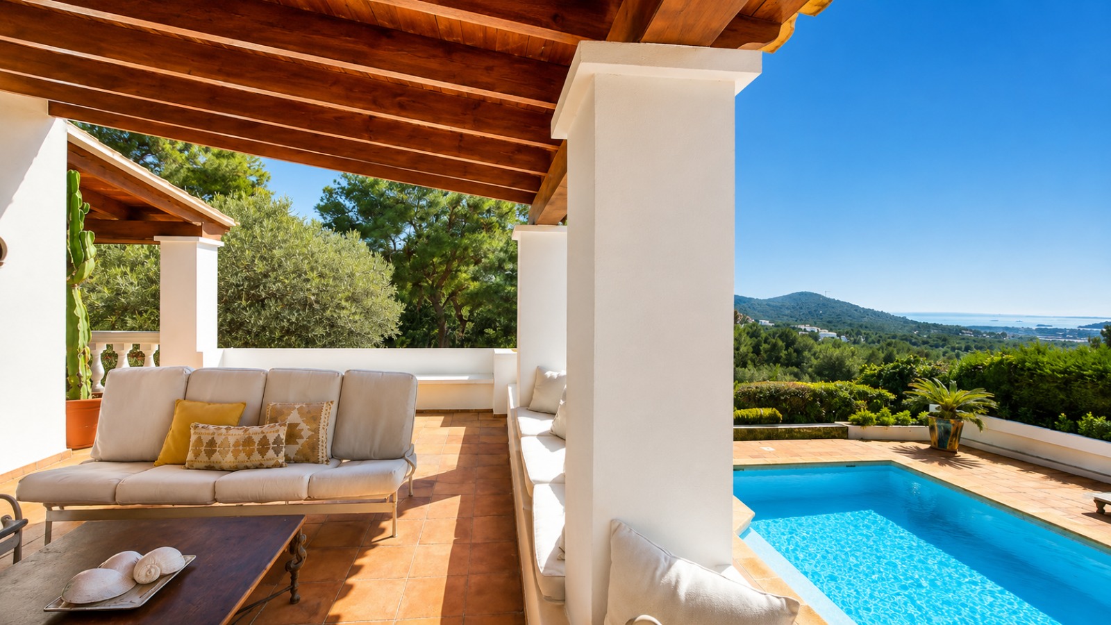 DP-02-ENJ-VI-00466-D-11 Villa for sale in Santa Eulària des Riu