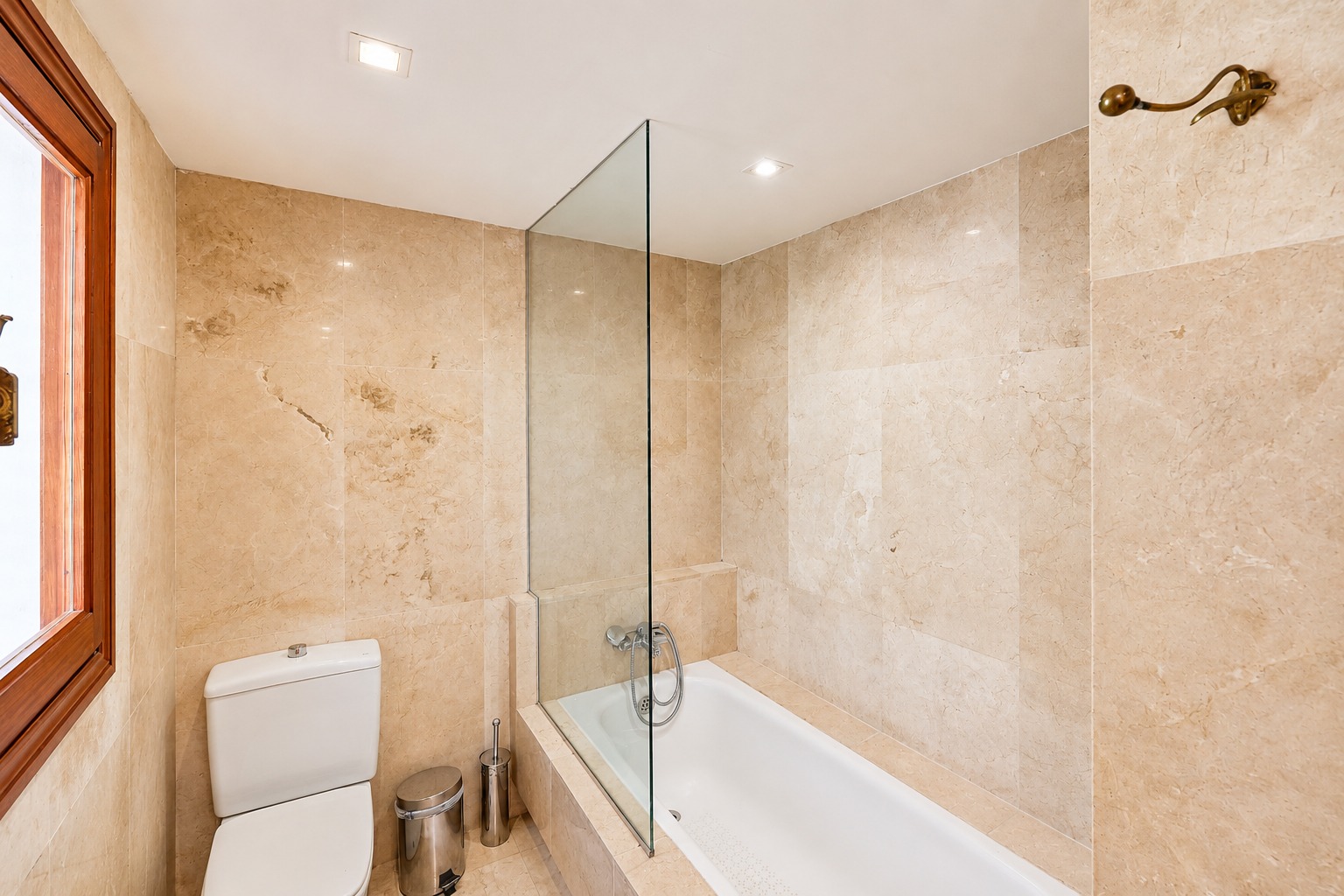DP-02-ENJ-VI-00466-D-19 Villa for sale in Santa Eulària des Riu