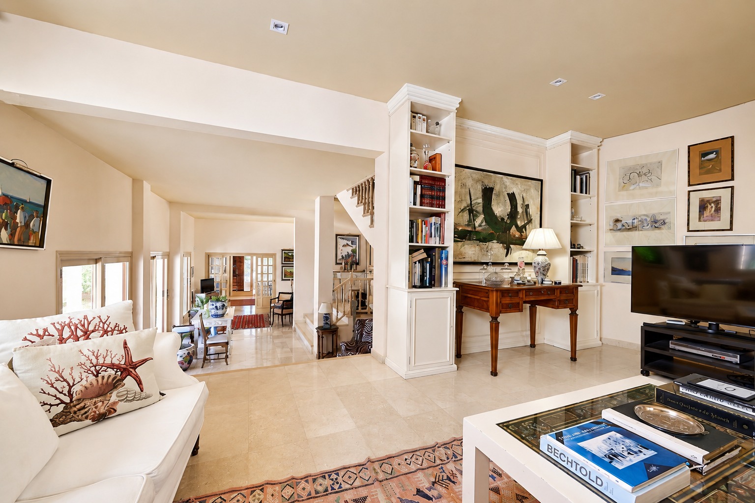 DP-02-ENJ-VI-00466-D-20 Villa for sale in Santa Eulària des Riu