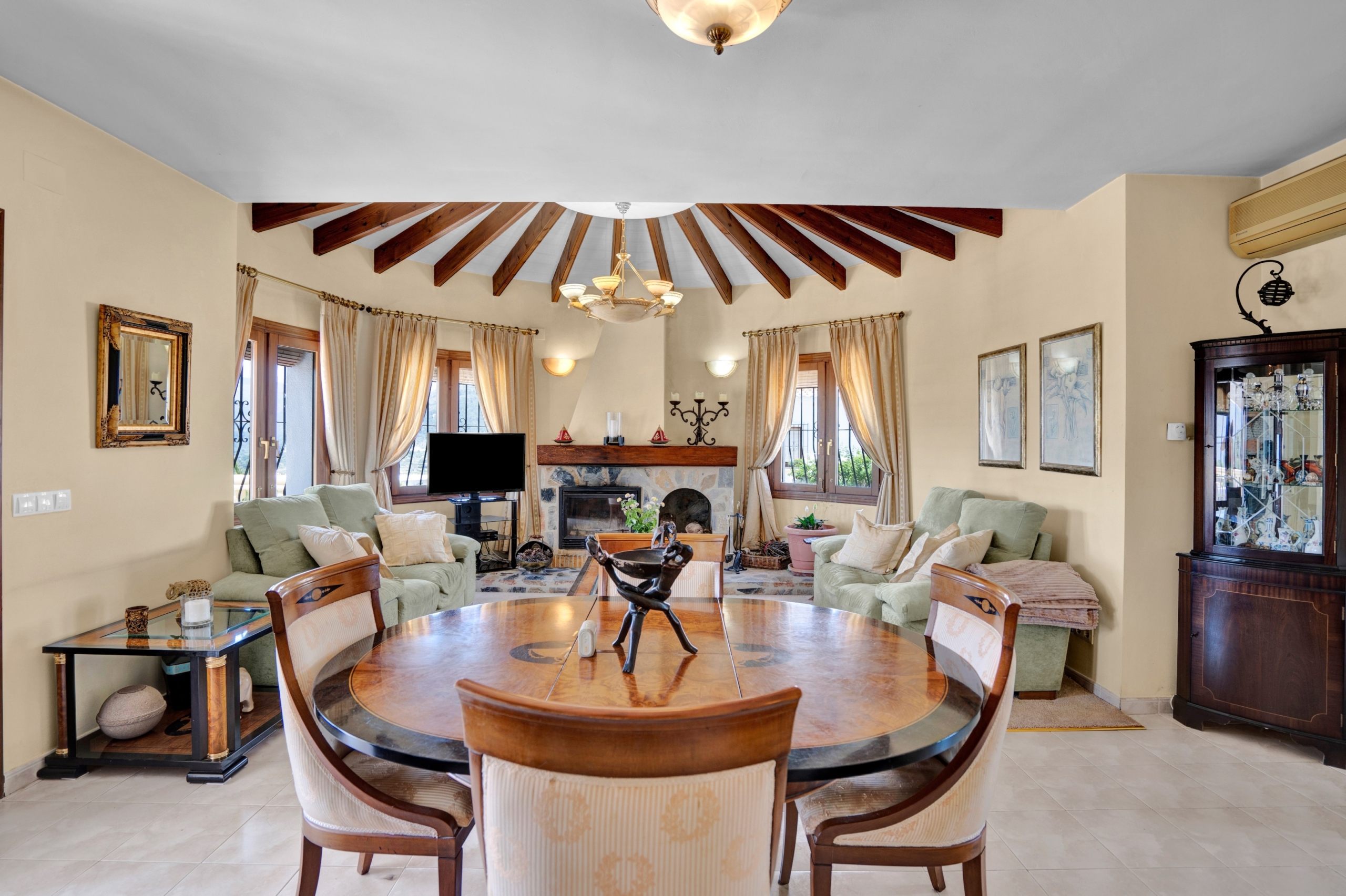 Villa for sale in Murla