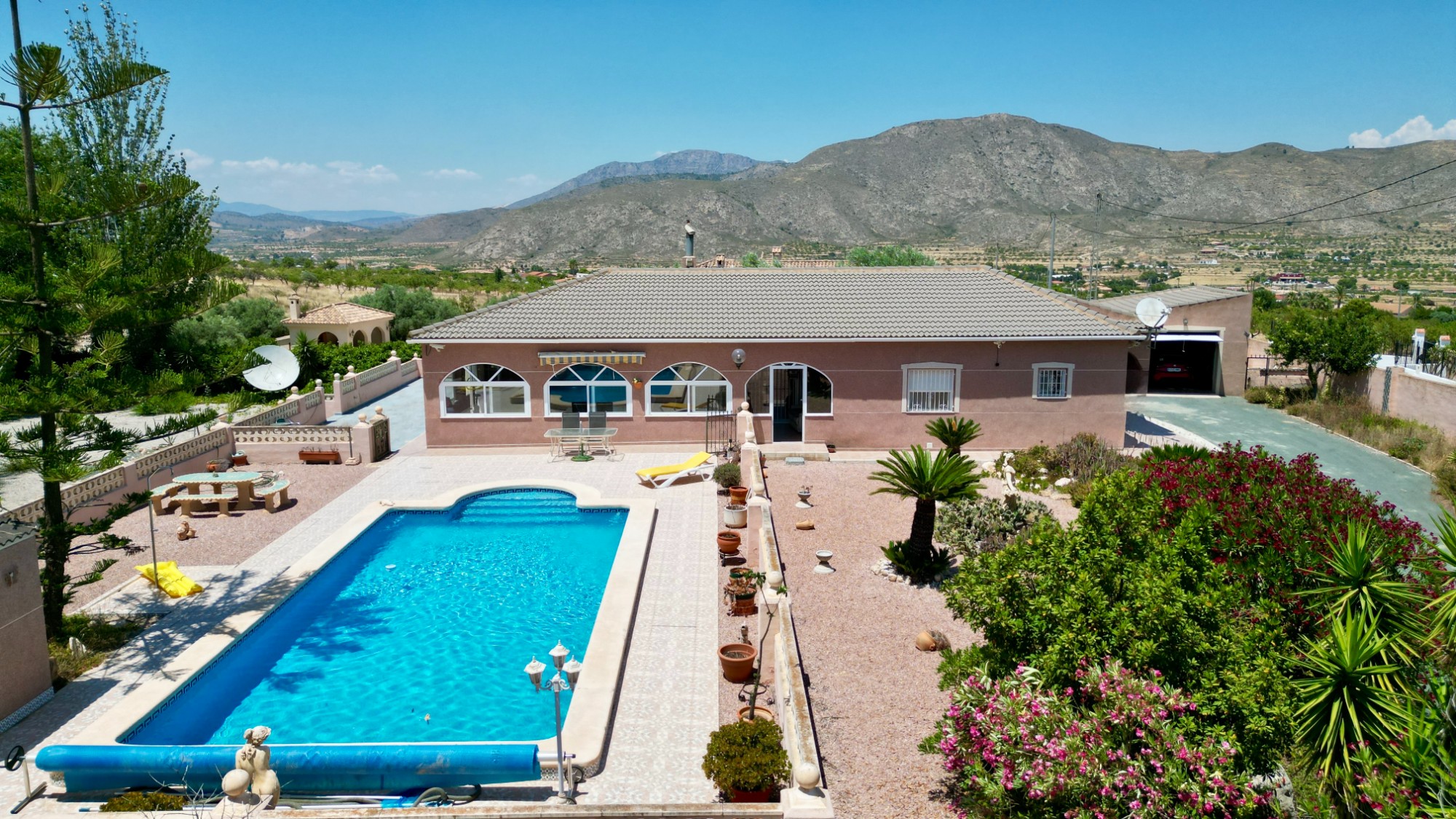 Villa for sale in Hondón de los Fráiles