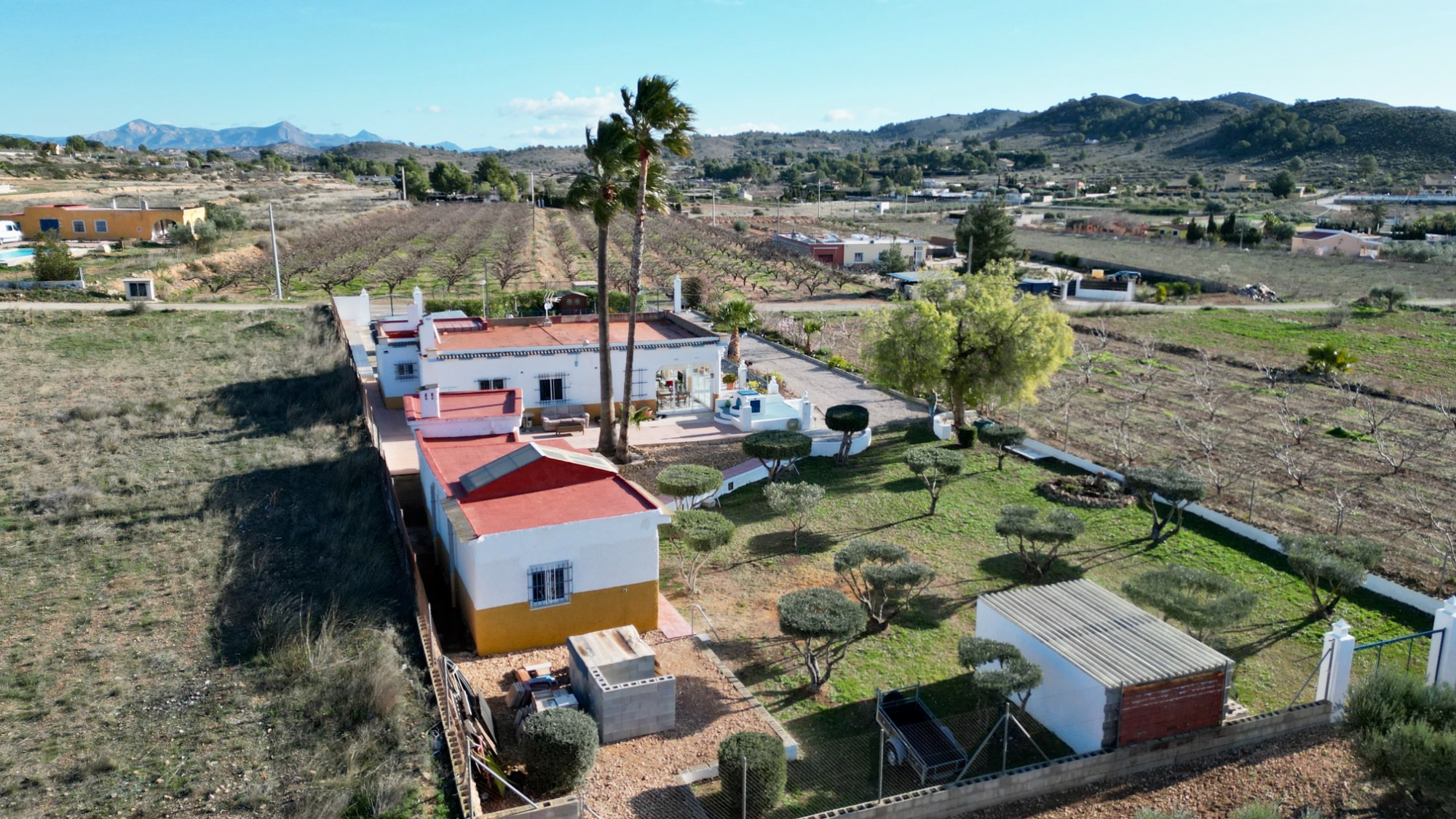 Villa for sale in Hondón de las Nieves