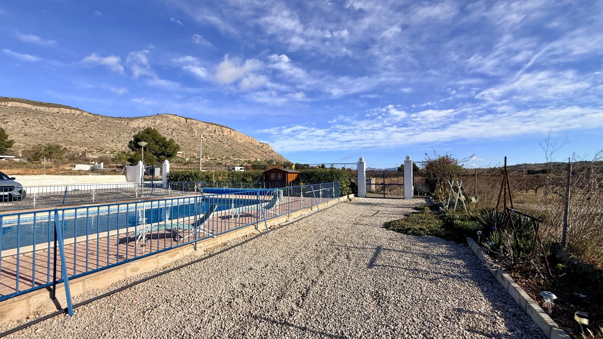 Villa for sale in Hondón de las Nieves