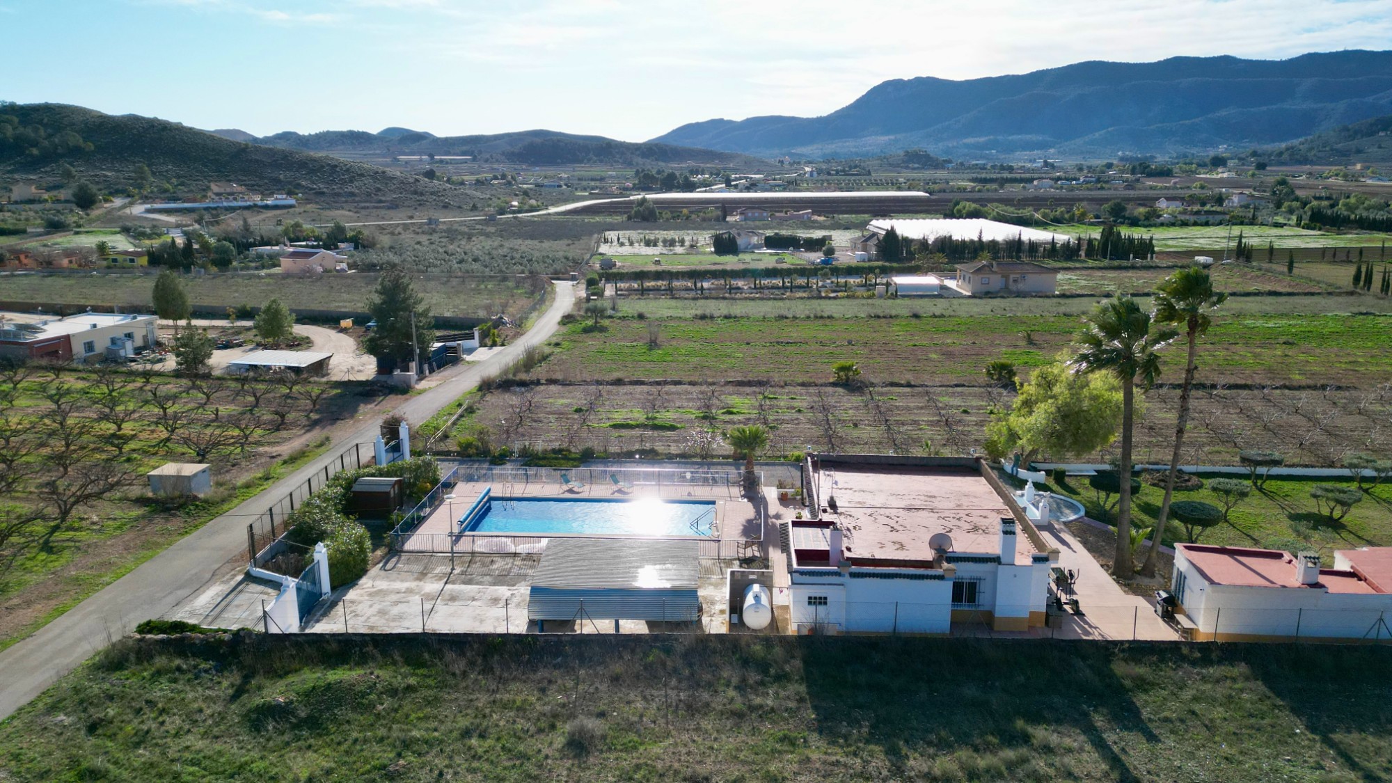 Villa for sale in Hondón de las Nieves
