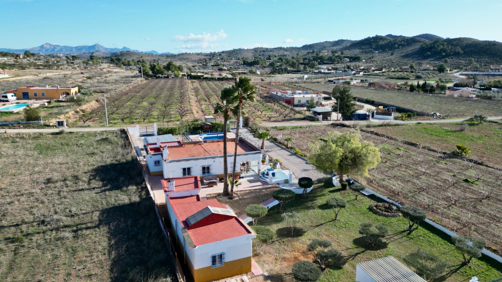 Villa for sale in Hondón de las Nieves