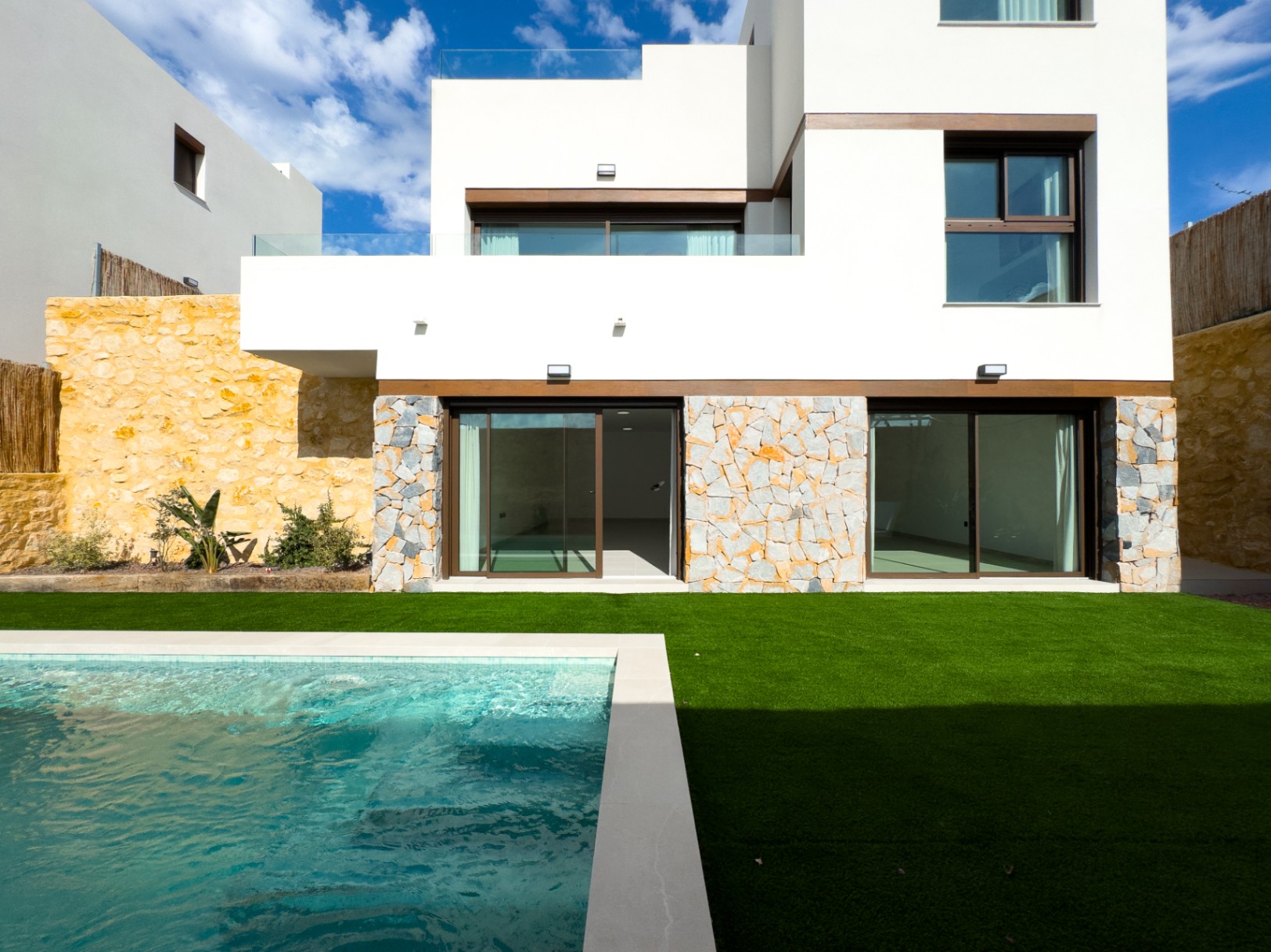 Villa for sale in Finestrat