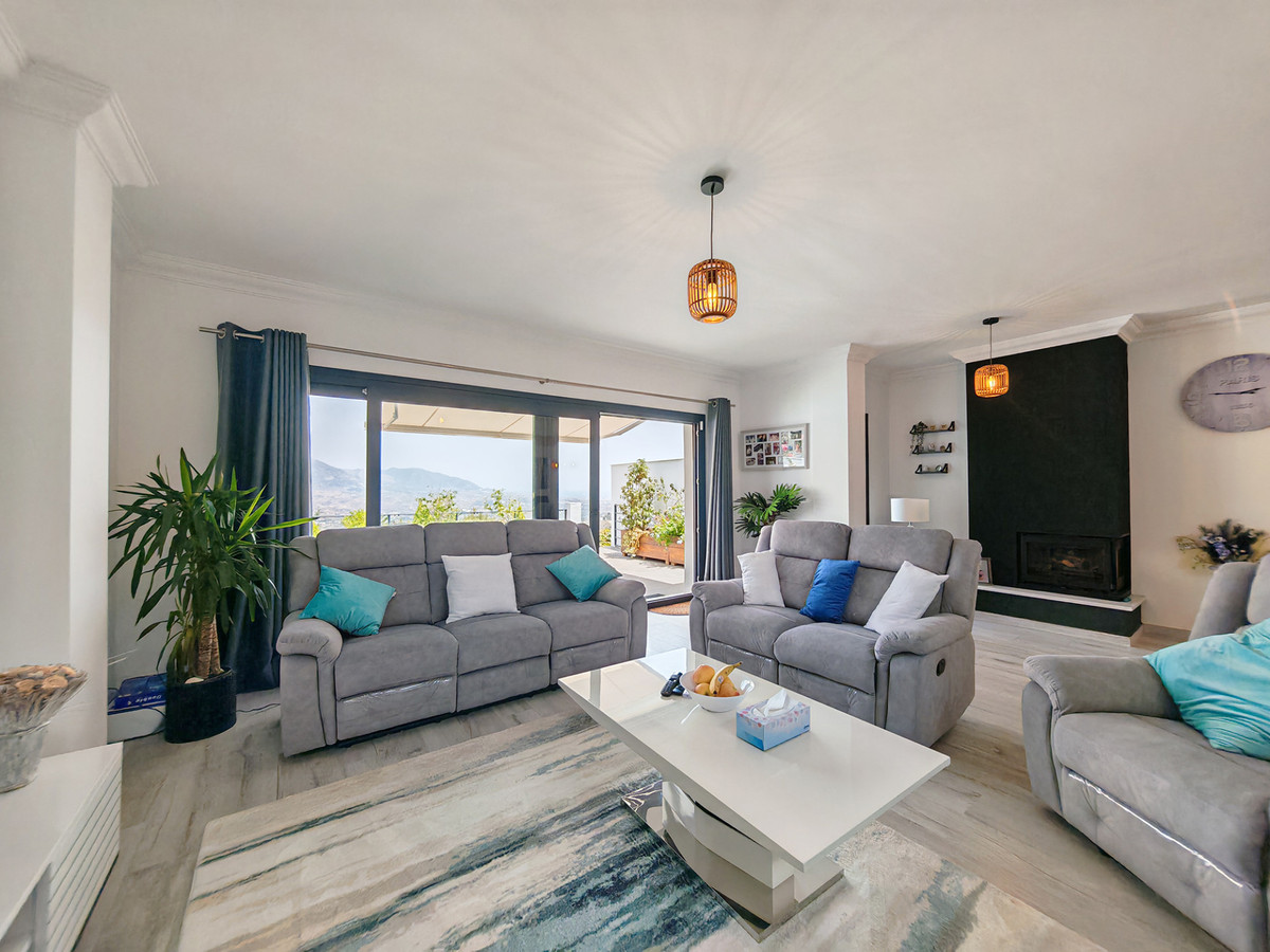 DP-12-R5447125-2 Townhouse for sale in Elviria