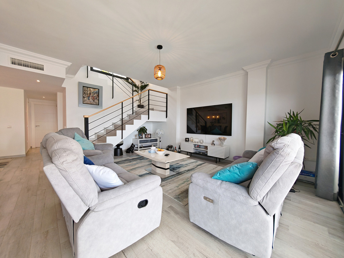 DP-12-R5447125-3 Townhouse for sale in Elviria