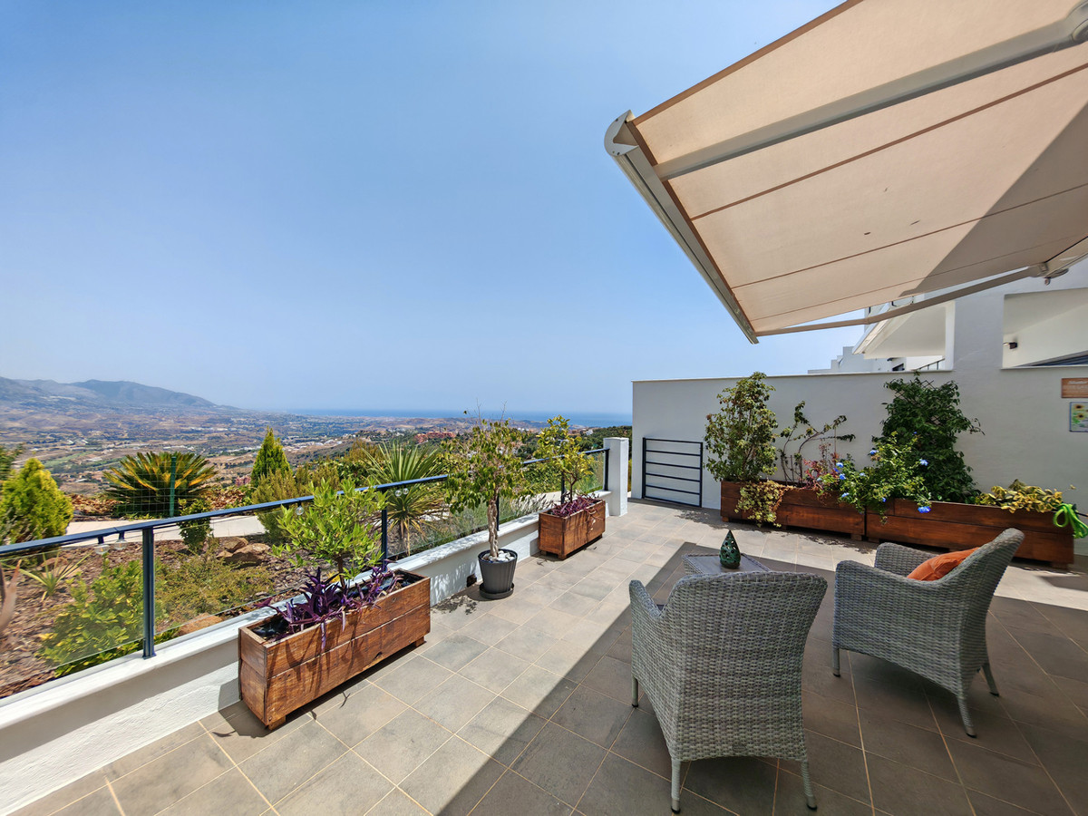 Townhouse for sale in Elviria