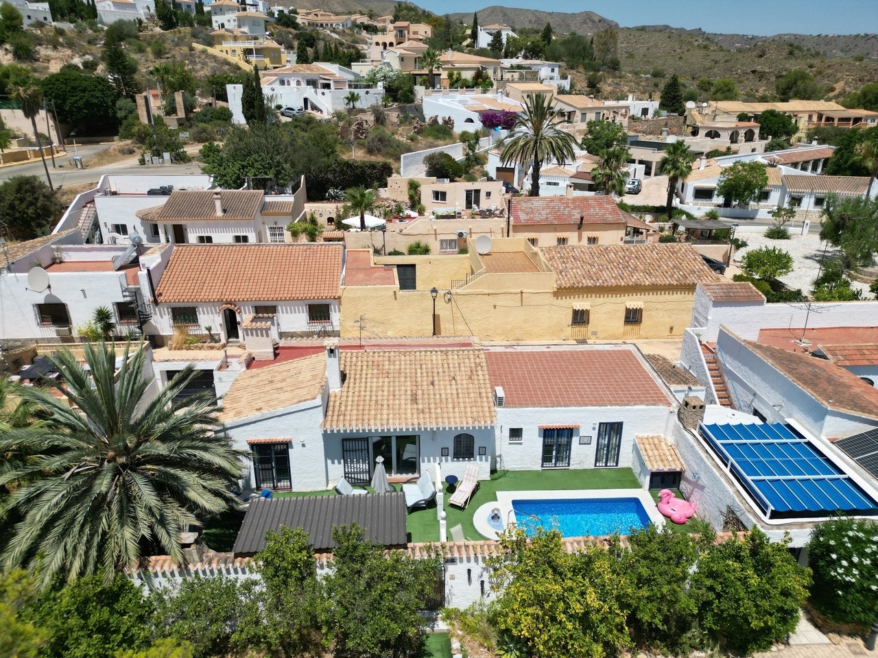 Villa for sale in Bedar
