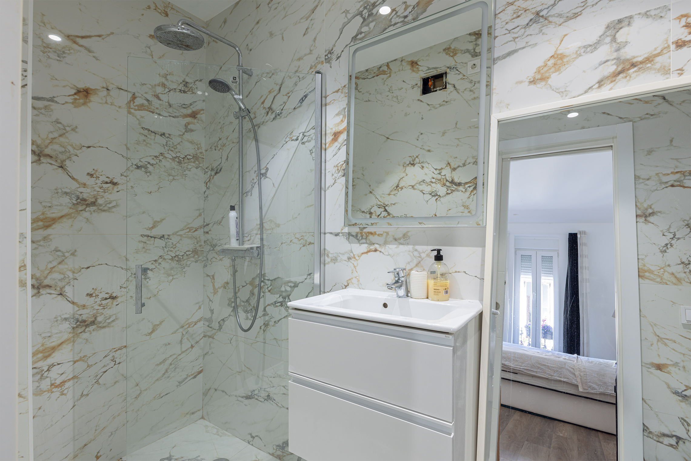 DP-18-CG9125-6 Apartment for sale in Valencia