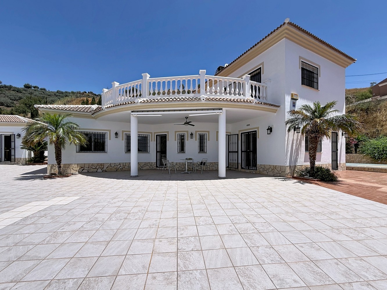 Villa for sale in Arenas