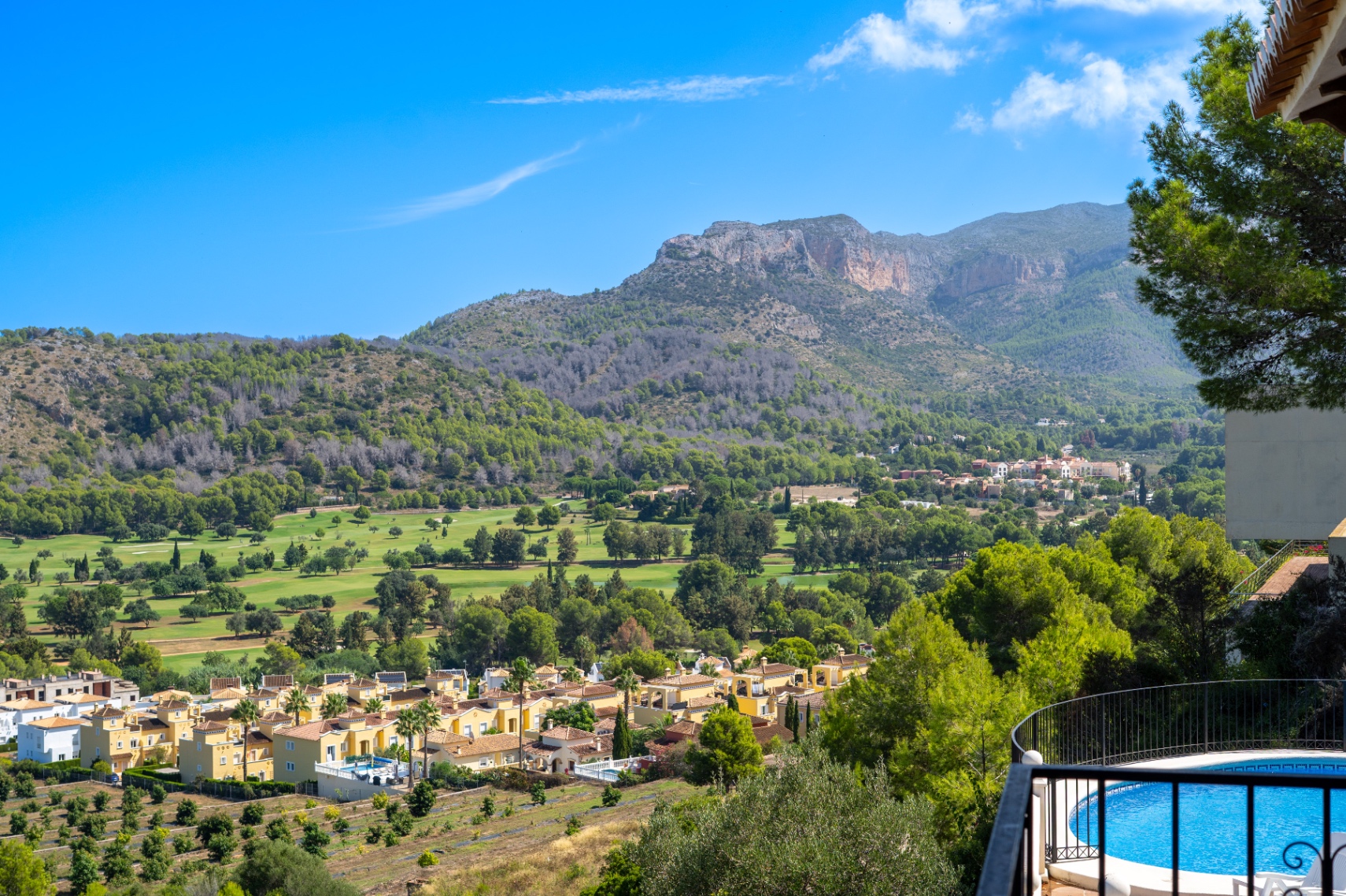DP-28-V2752C-4 Villa for sale in Pedreguer