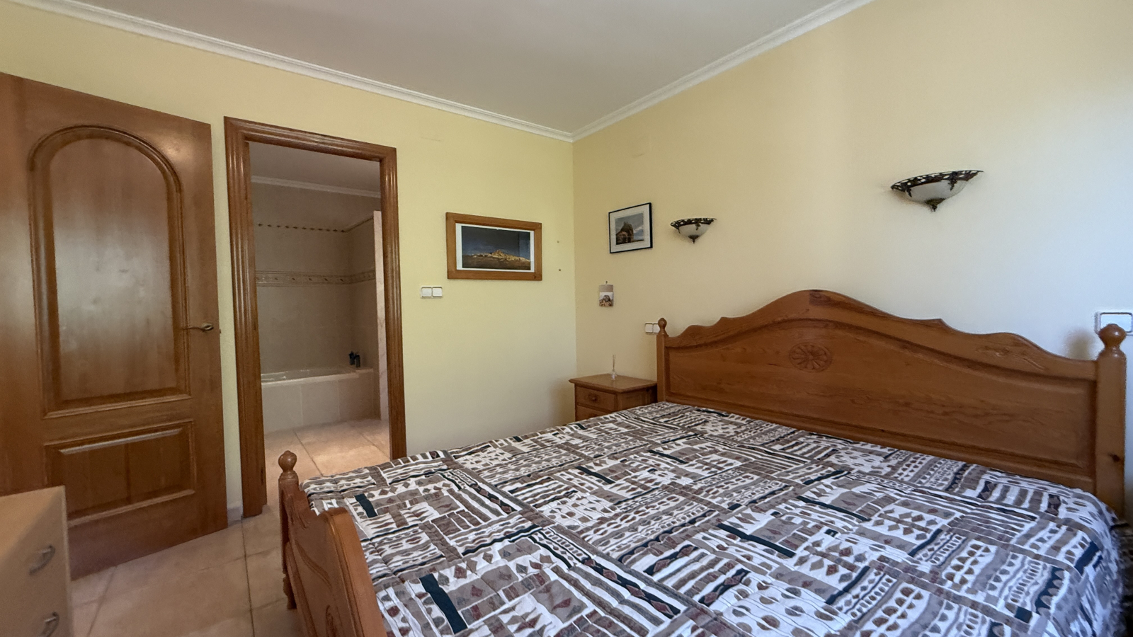 Villa for sale in Pego